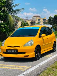 Honda Jazz i-DSI in Batu Caves, SGR