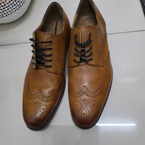shoes clarks