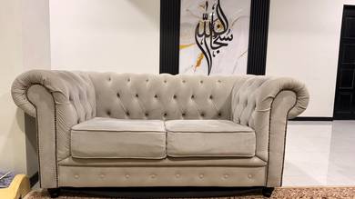 2 seated Chesterfield