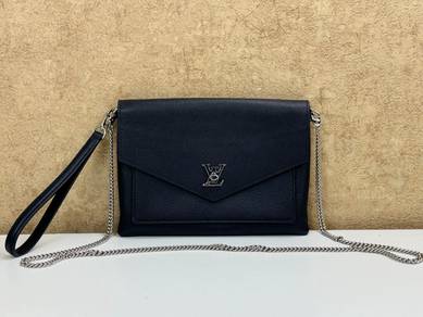 [SALES] Louis Vuitton M63926 Pochette Mylockme
