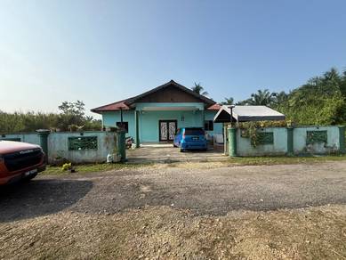 Bungalow House For Sale in Parit Raja,JHR
