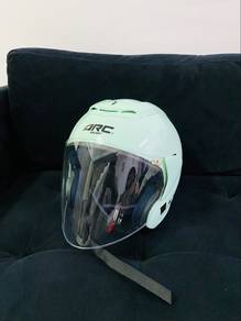 Arc Ritz Helmet