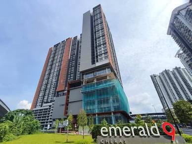 Service Residence For Auction in Emerald 9