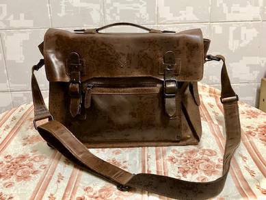 JLP Leather Messenger Bag (Australia)