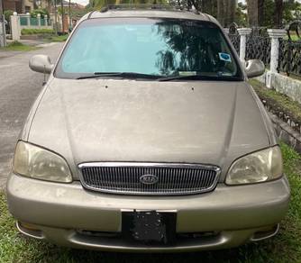 Kia Carnival in Subang Jaya, SGR