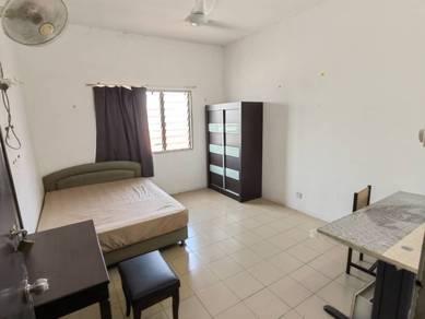 Room in Petaling Jaya, SGR