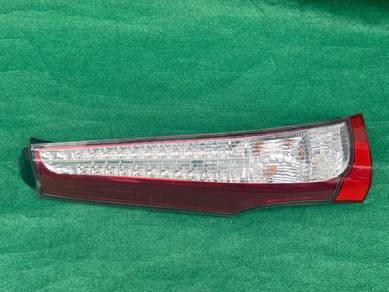 MITSUBISHI GRANDIS Tail Lamp