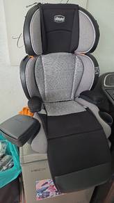 chicco car booster seat