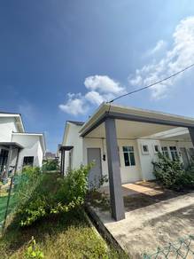 1-storey Terraced House For Sale in Lunas,KDH