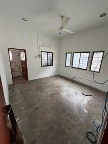 Warehouse / Factory For Rent in Jelutong,PNG