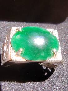 Giok Jadeite Jed Hijau Tua Gred Ais Burma Alami