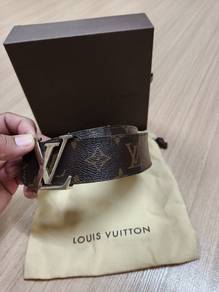 Louis Vuitton belt 
