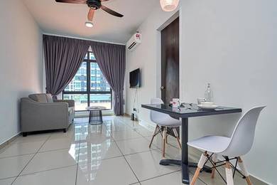 Service Residence For Rent in Kenwingston Square Garden