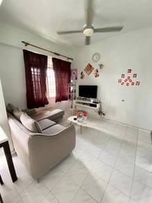 Apartment For Sale in Acres Ville