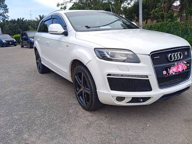 Audi Q7 FSI QUATTRO in Kuala Nerus, TRG