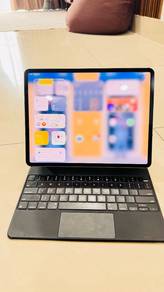 iPad Pro 12.9” M1 256GB Cellular + Magic Keyboard