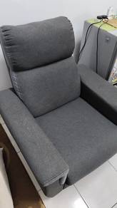 Single Sitter Recliner 
