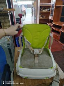 Preloved Baby Benbat Seat Booster