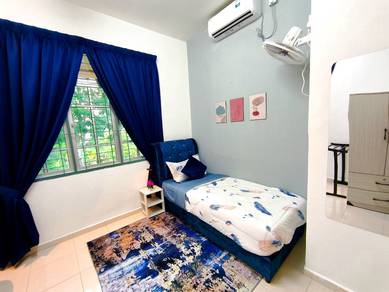 Room in Kuantan, PHG