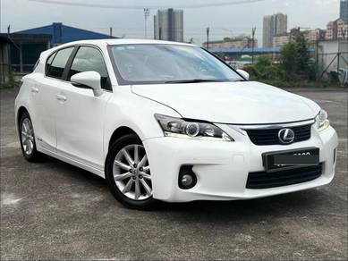 Lexus CT 200 h (HYBRID) in Kuchai Lama, KUL