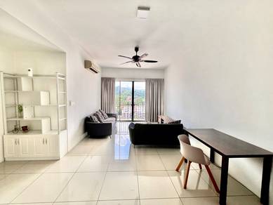 Condominium For Rent in The Suritz