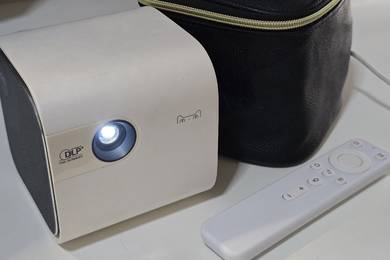 天猫魔屏 Tmall Magic Screen Projector