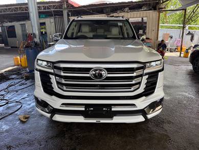 Toyota Land Cruiser ZX in Cheras, KUL