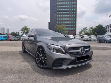 Mercedes Benz C300 300 AMG LINE in Seri Kembangan, SGR