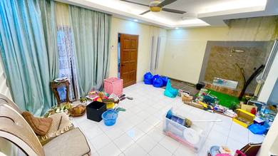 2.5-storey Terraced House For Sale in Gombak,SGR