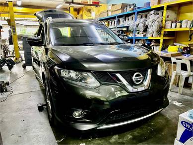 Nissan X-Trail T32 Car Aircond Open Dashboard