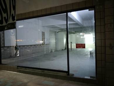 Shop lot For Rent in Seri Kembangan,SGR