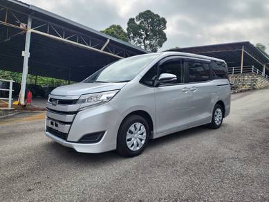 Toyota Noah X in Taman Tun Dr Ismail, KUL