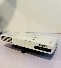 Projector Epson EB-1776W