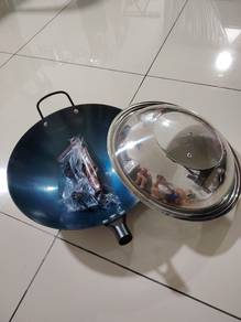 Iron pot & caver 34cm