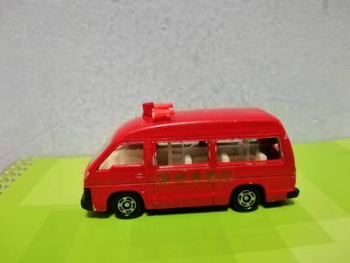 1988 Tomica Toyota Hiace Van