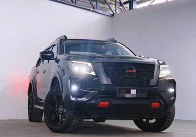 Nissan Navara PRO 4X in Johor Bahru, JHR