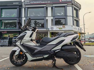 Sym Cruisym 400i