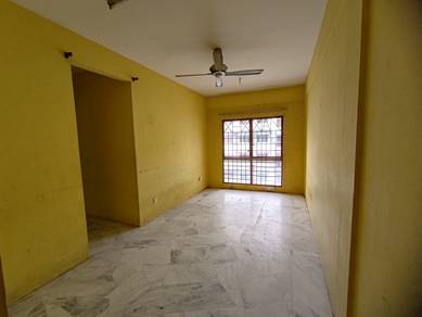 Apartment For Sale in Las Palmas (Rumbia)