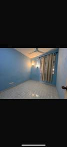 Flat For Sale in Pandan Lake View