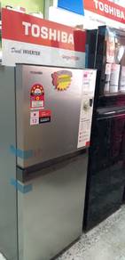TOSHIBA GRRT230WE-PMY Refrigerator Nv8