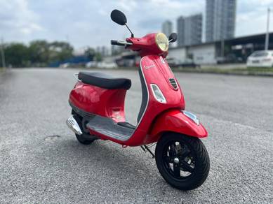 Vespa LT 150