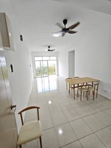 Apartment For Rent in Desa Alma Ria