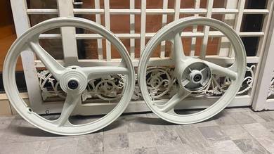 3 batang Enkei y15
