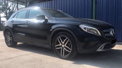 Mercedes Benz GLA200 200 (CBU) in Kajang, SGR