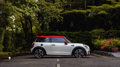 Mini Cooper S S in Jalan Kuching, KUL