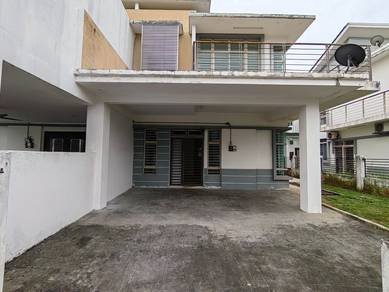 Semi-Detached House For Sale in Bandar Saujana Putra,SGR