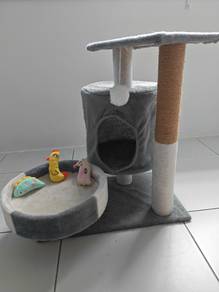 Cat Tree / Scratching Post with Condo (Pre-loved)
