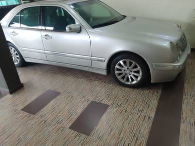 Mercedes Benz E200 200 K (CBU) in Jasin, MLK