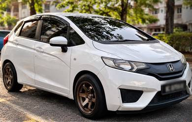 Honda Jazz S in Serdang, SGR
