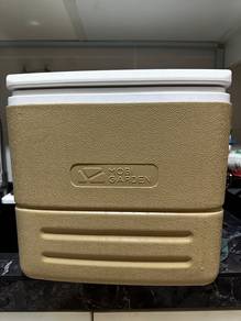 MOBI GARDEN Camping Cooler Box